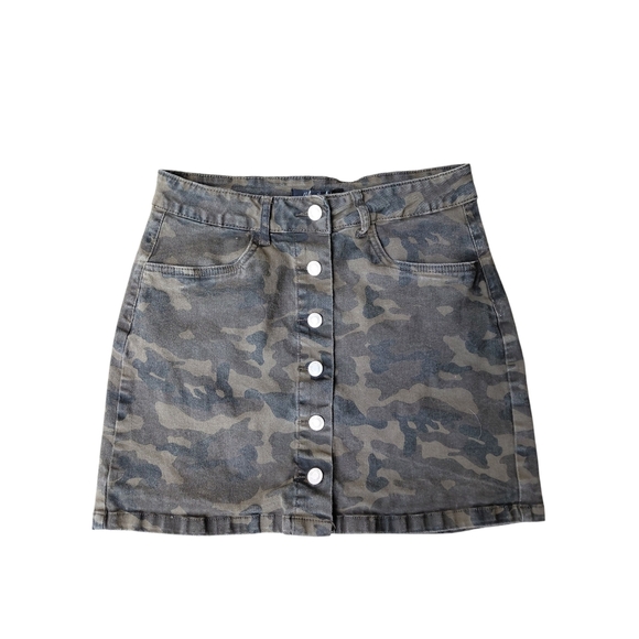 Urban Heritage Green Camo A-line Mini Skirt Casual - Picture 2 of 4